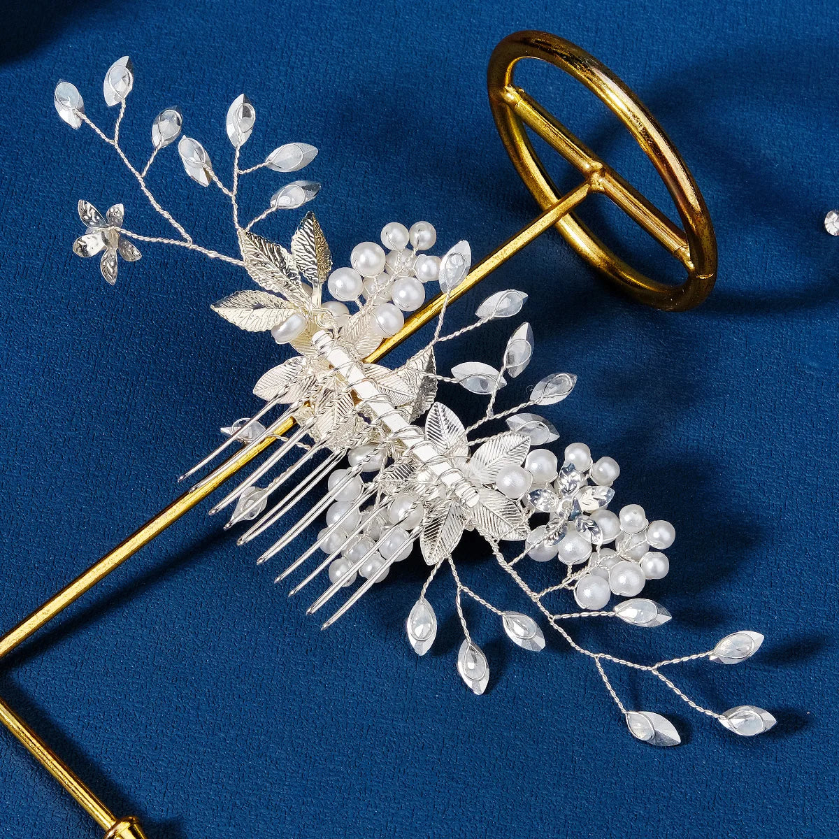 New Silver Alloy Hair Comb Handmade Pearls Rhinestones Fashion Metal Headpiece Elegant Hair Jewellery Accessory For Women