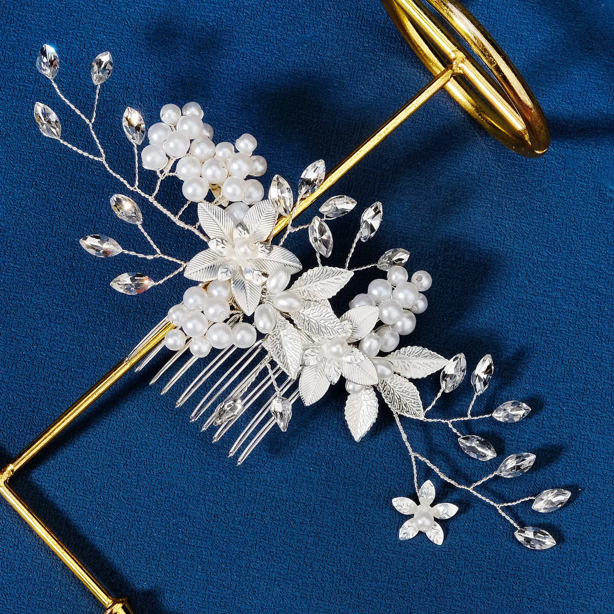 New Silver Alloy Hair Comb Handmade Pearls Rhinestones Fashion Metal Headpiece Elegant Hair Jewellery Accessory For Women