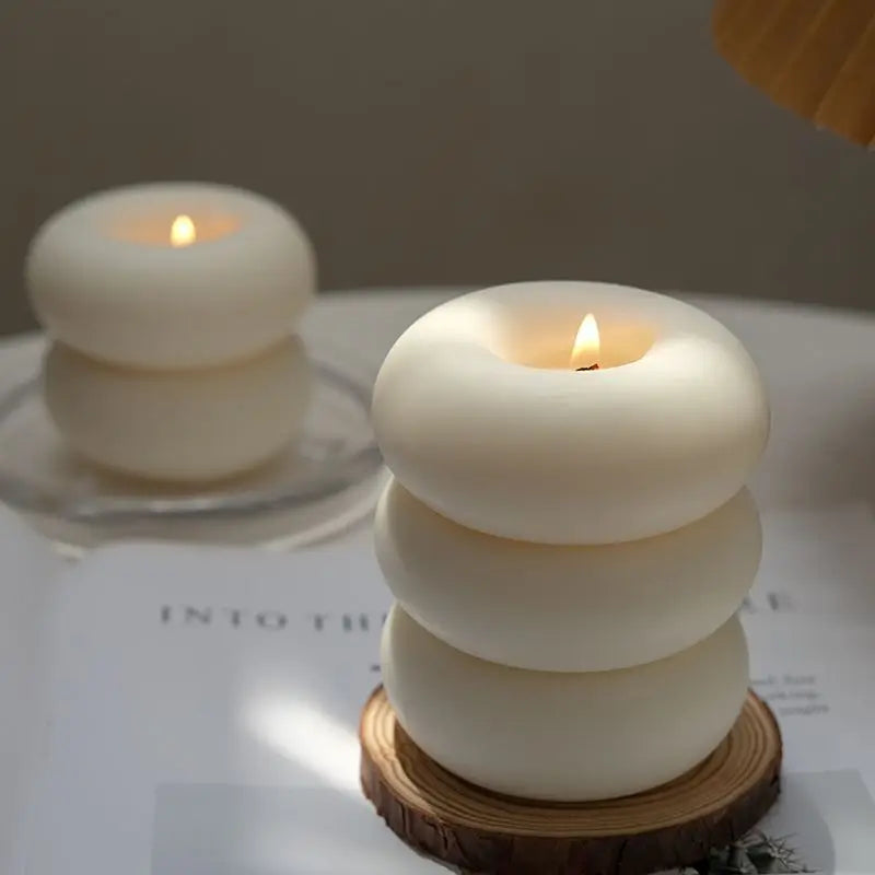 Ins Wind Donut Aromatherapy Candle Round Solid Color Candle Creative Home Decoration Candle Bedroom Smoke Free Birthday Gift