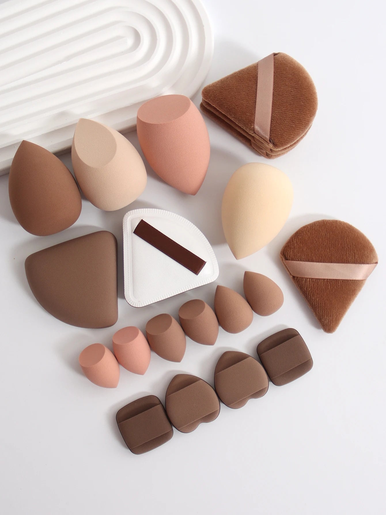 20 Pcs Pink Makeup Sponge and Makeup Puff Set Suitable for Face Cream and Powder Concealer Powder Makeup Machine