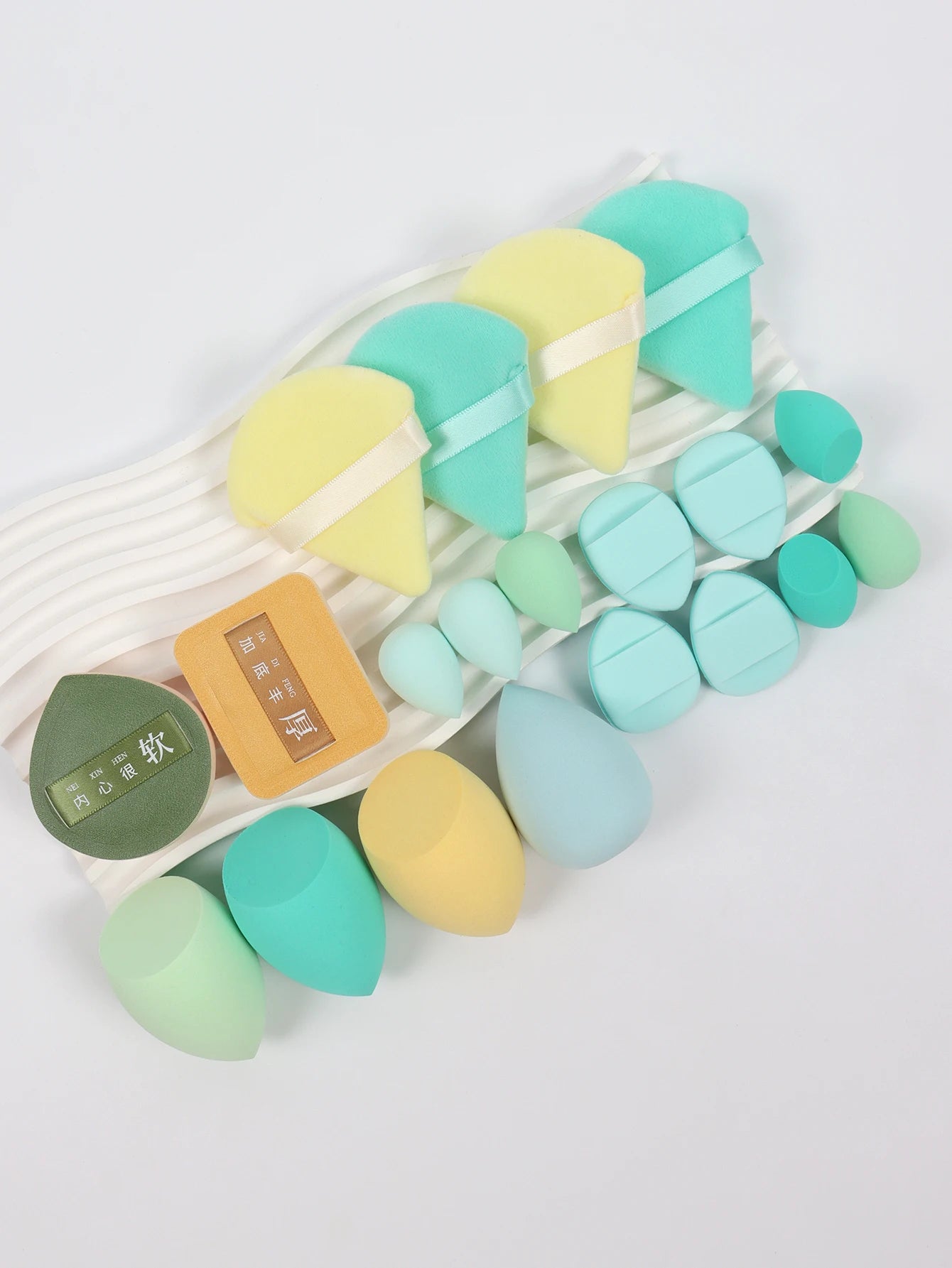 20 Pcs Pink Makeup Sponge and Makeup Puff Set Suitable for Face Cream and Powder Concealer Powder Makeup Machine