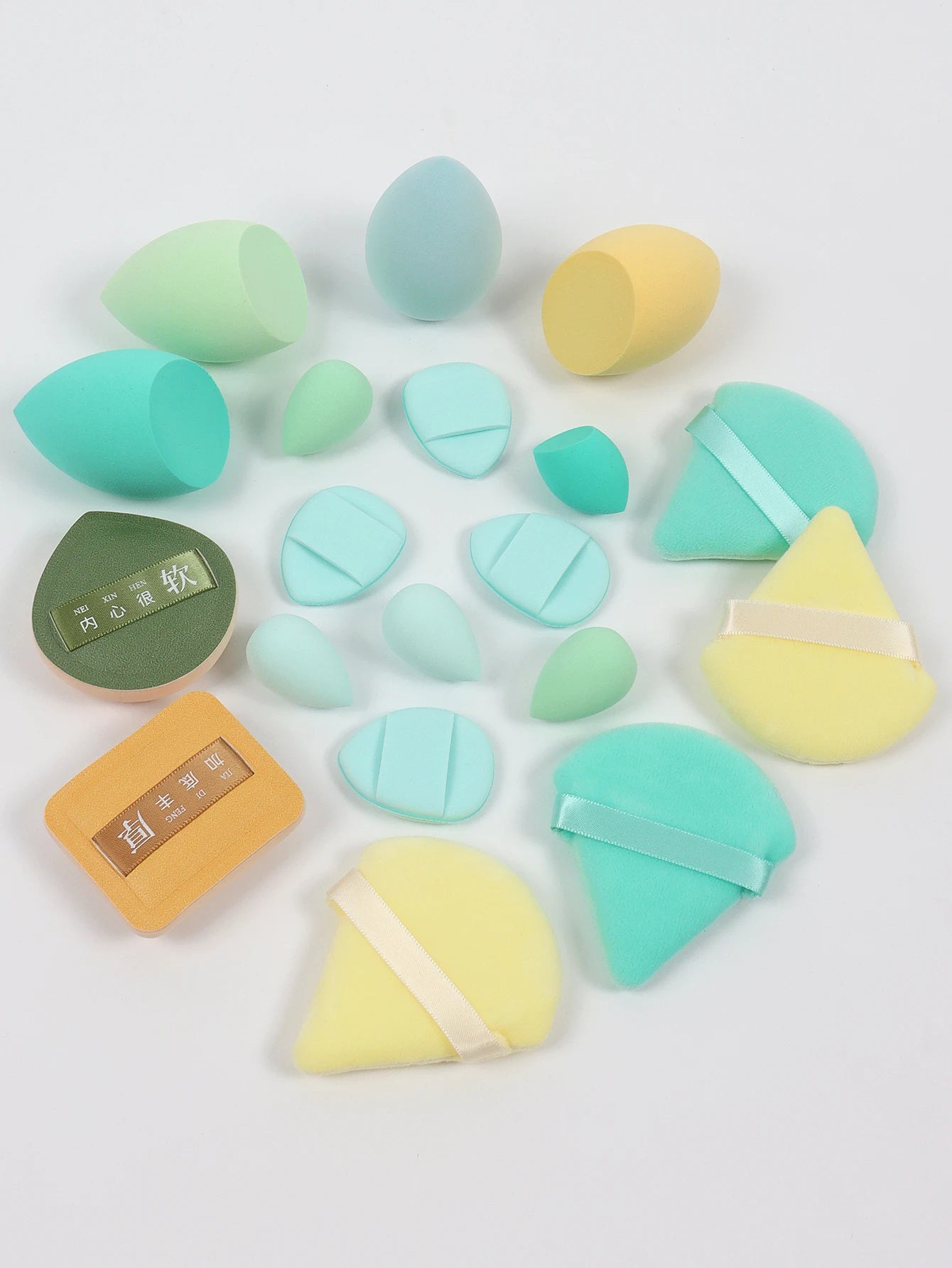 20 Pcs Pink Makeup Sponge and Makeup Puff Set Suitable for Face Cream and Powder Concealer Powder Makeup Machine