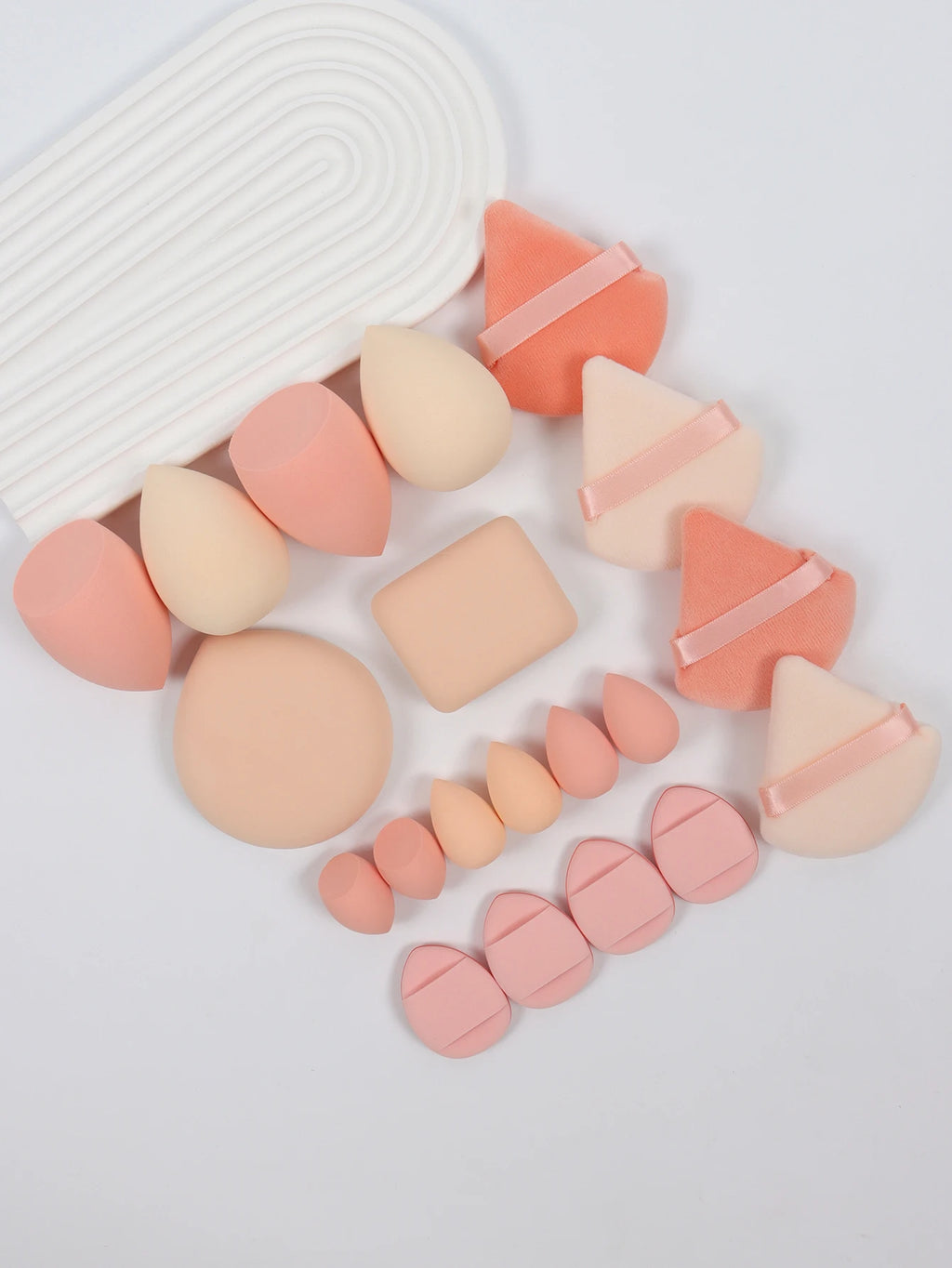 20 Pcs Pink Makeup Sponge and Makeup Puff Set Suitable for Face Cream and Powder Concealer Powder Makeup Machine