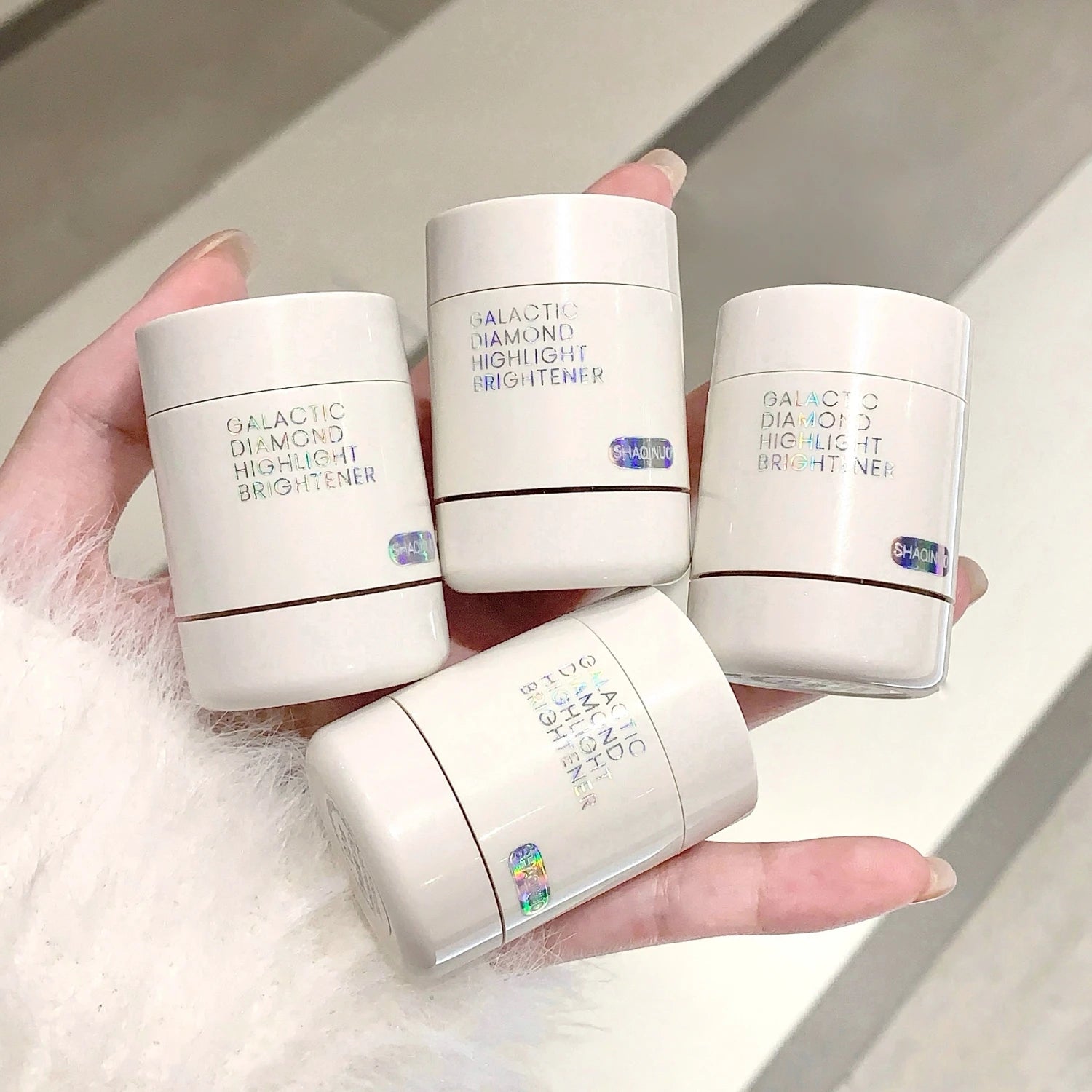 Pearlescent Diamond Highlighting Liquid Intense Sparkle Full Body Shimmer Facial Contour Brightening Lasting Liquid Highlighter