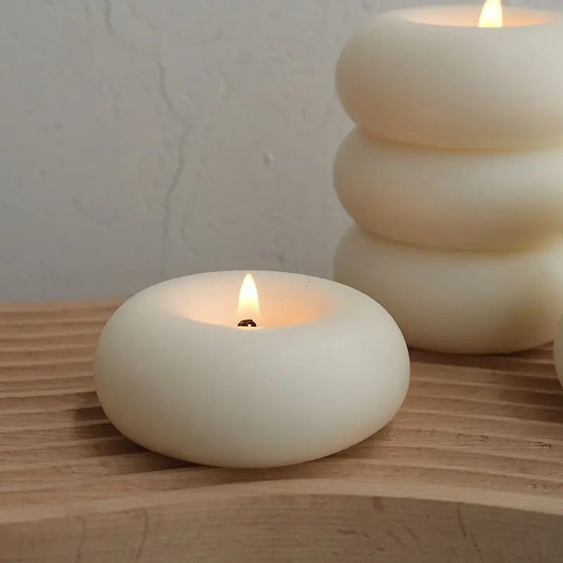Ins Wind Donut Aromatherapy Candle Round Solid Color Candle Creative Home Decoration Candle Bedroom Smoke Free Birthday Gift