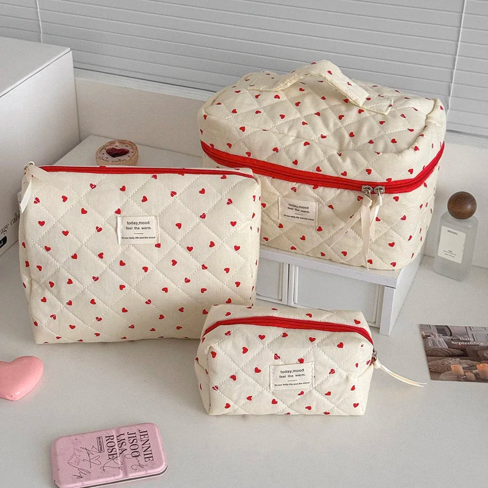 1PC Pink Strawberry Women Cosmetic Quilted Bag Portable Travel Organizer Toiletry Makeup Storage Pouch Handbag Ladies Zipper Bag