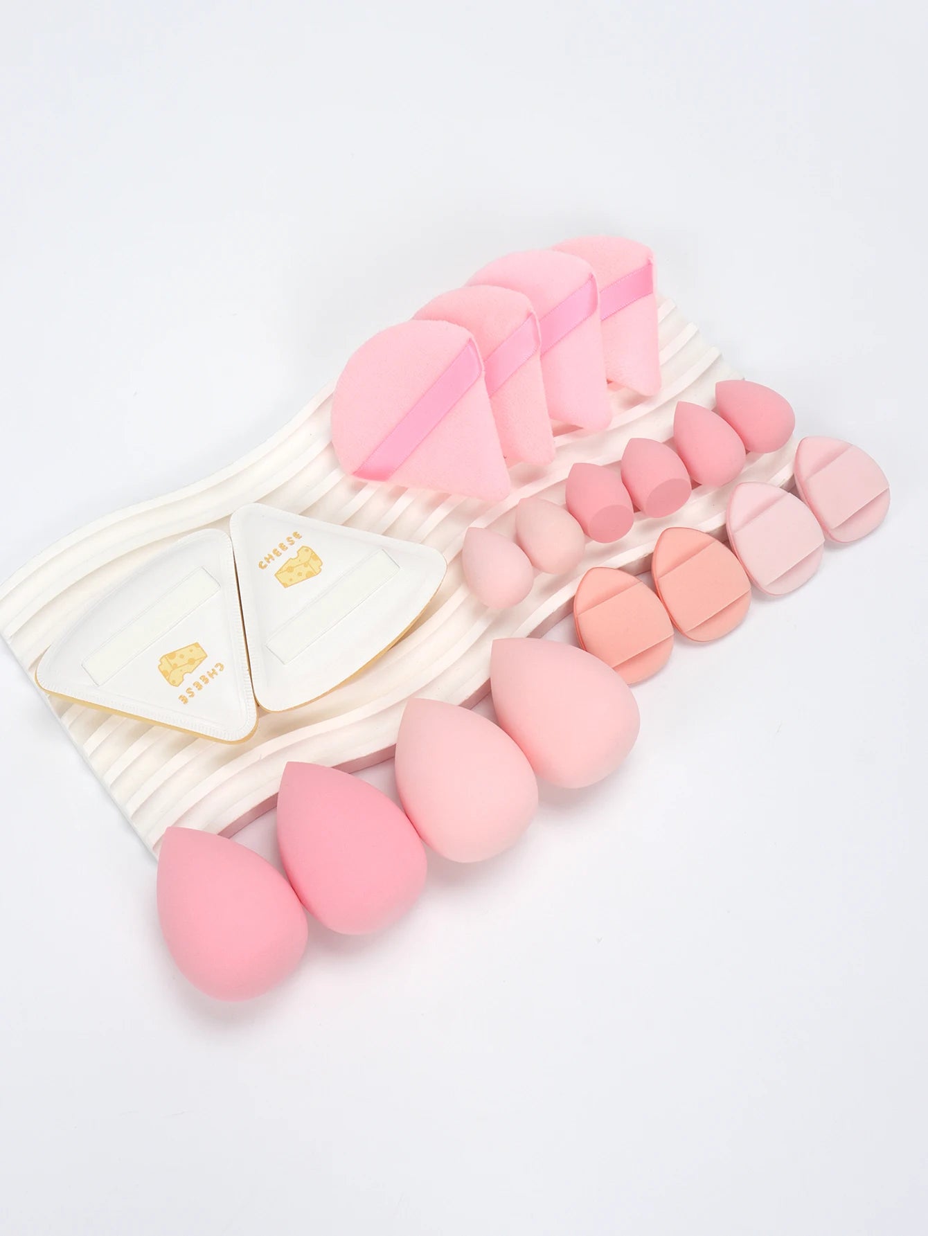20 Pcs Pink Makeup Sponge and Makeup Puff Set Suitable for Face Cream and Powder Concealer Powder Makeup Machine